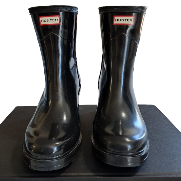 Hunter Black Rain Boots With Platform Sole - Picture 1 of 6